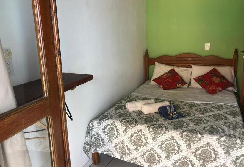 غرفة قياسية مزوَّدة بشُرفة إطلالة جانبية علي البحر, Pousada Tranquila