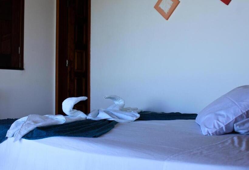 غرفة قياسية مزوَّدة بشُرفة إطلالة جانبية علي البحر, Pousada Tranquila