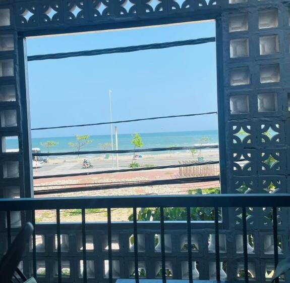 استودیوی استاندارد با چشم‌انداز دریا, Cani Beach House