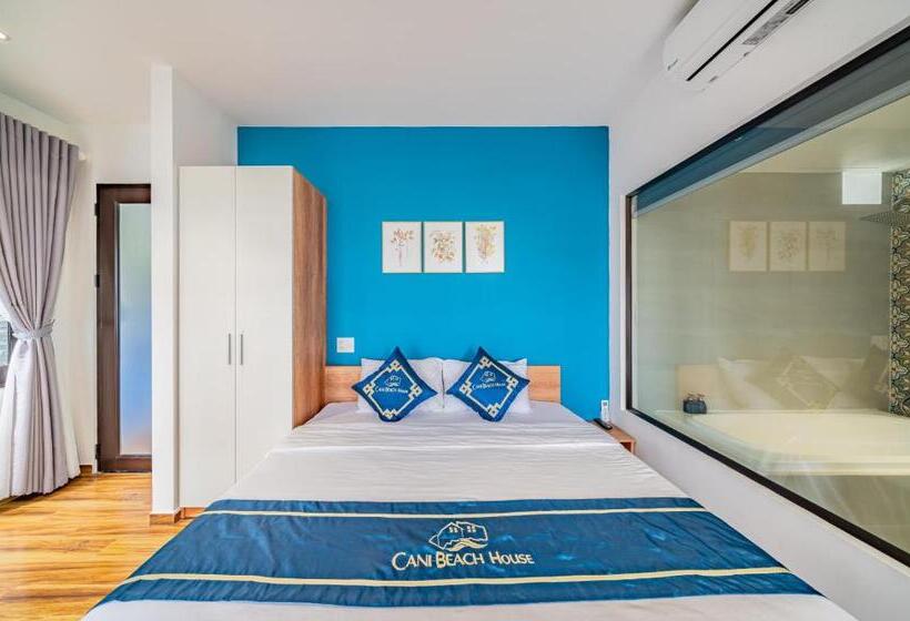 استودیوی استاندارد با چشم‌انداز دریا, Cani Beach House