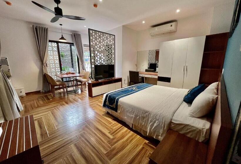 استودیوی استاندارد, Cani Beach House