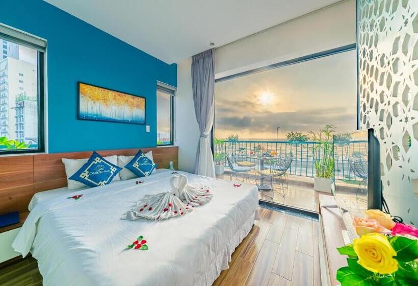 اتاق خانوادگی با چشم‌انداز دریا, Cani Beach House