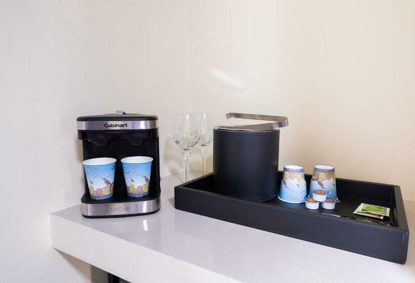 اتاق استاندارد با تخت بزرگ, Brion City Hotel Bw Signature Collection