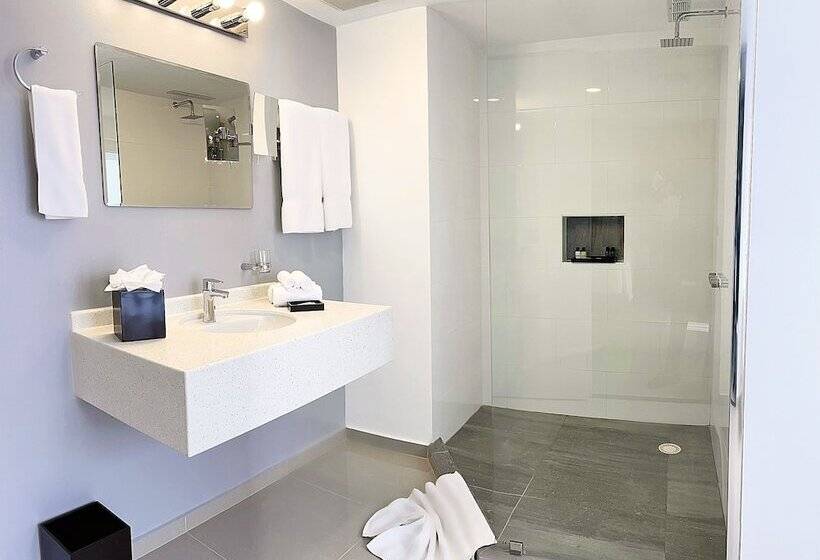 اتاق استاندارد با 2 تخت دوبل, Brion City Hotel Bw Signature Collection