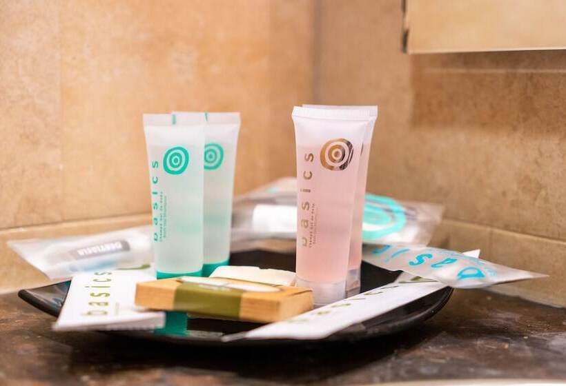 اتاق استاندارد, El Pasaje