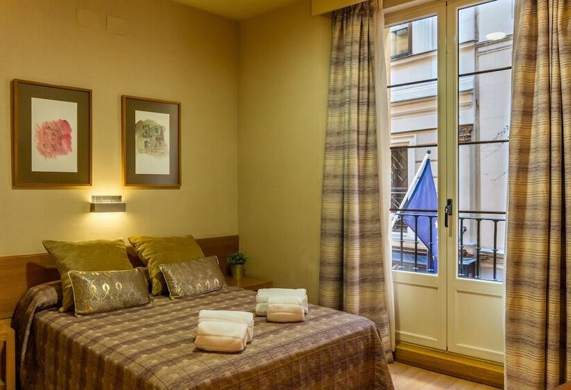 اتاق استاندارد, El Pasaje