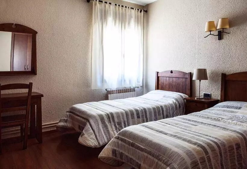 اتاق استاندارد, Hostal La Plaça
