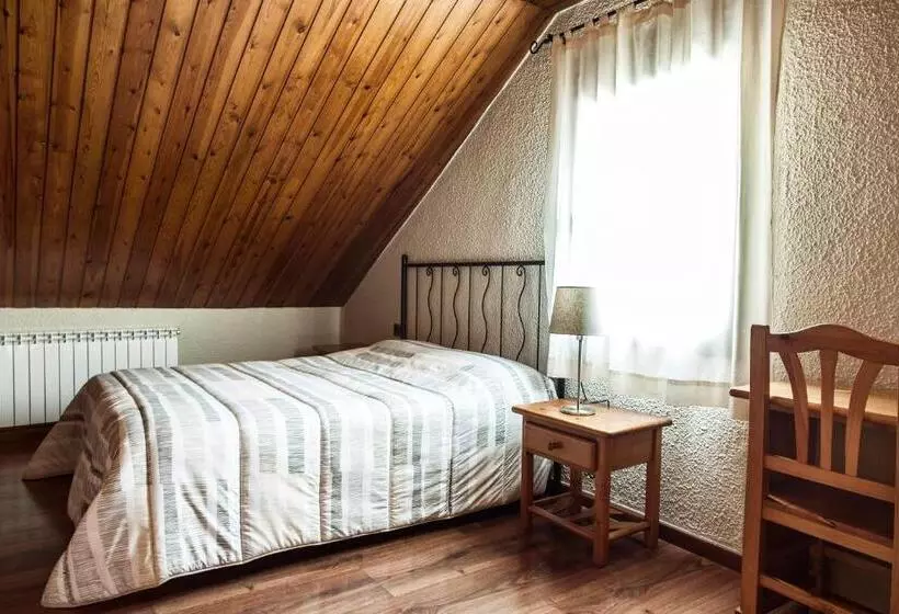 اتاق استاندارد, Hostal La Plaça
