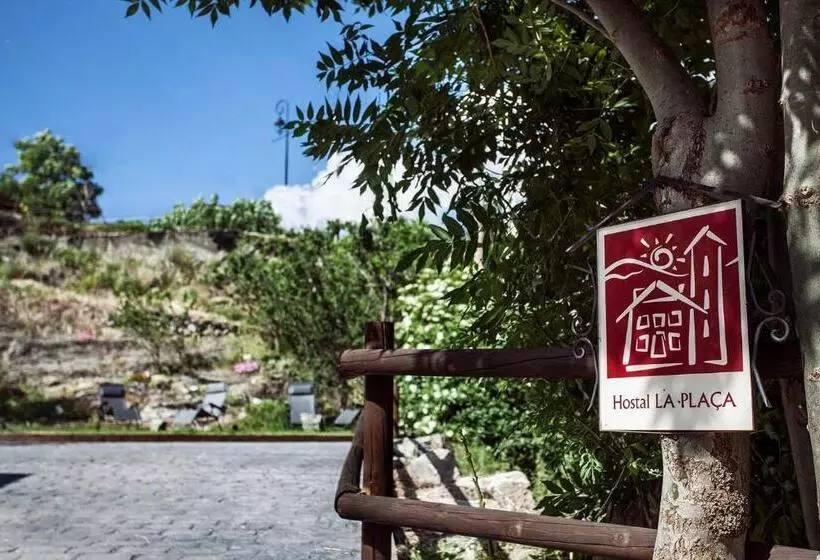 اتاق اکونومی, Hostal La Plaça