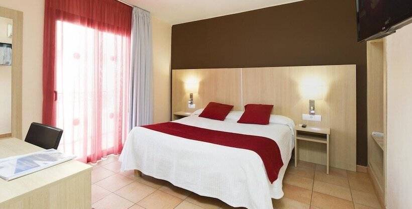 غرفة قياسية ثلاثية, Hostal Marino