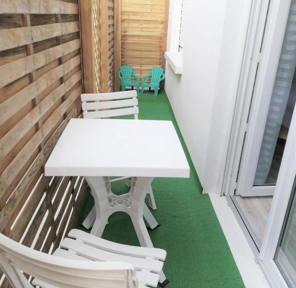 Семейный Номер, Atlantique