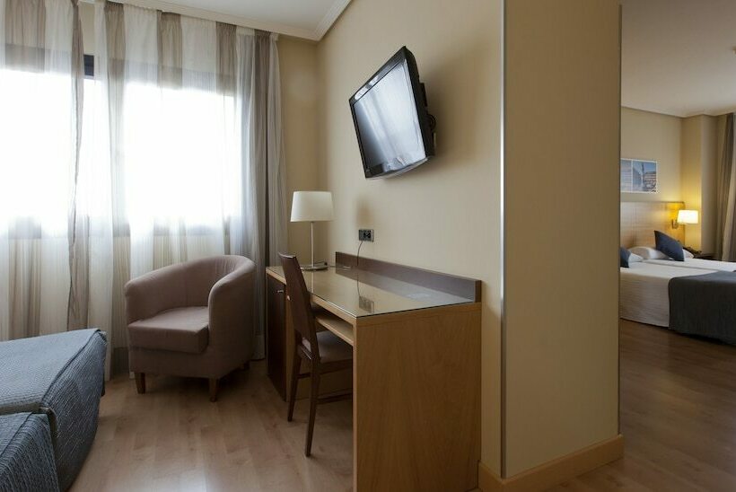 패밀리 룸, Porcel Avant