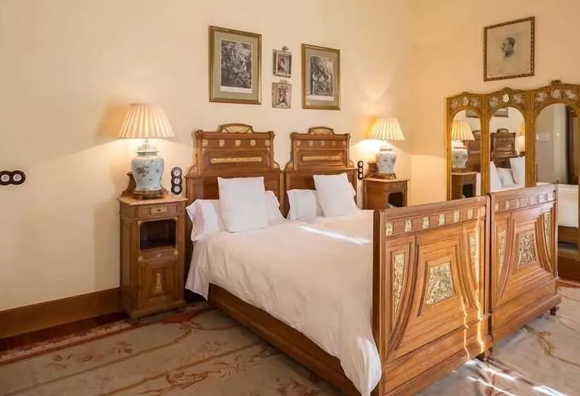 سوییت, Boutique Conde De La Corte