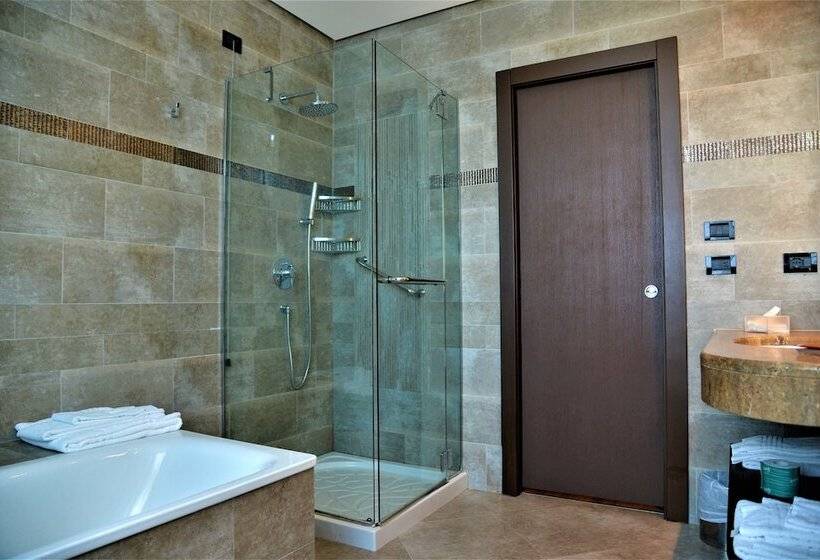 ファミリールーム, Diamante