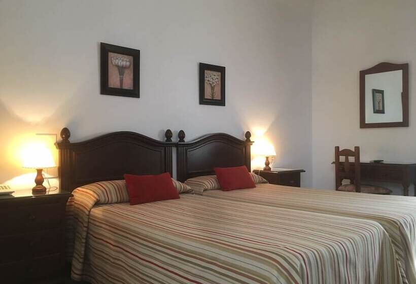 スタンダードルーム, El Molino