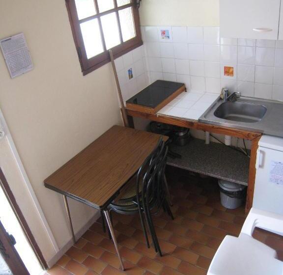 סטודיו משפחתי, La Reserve