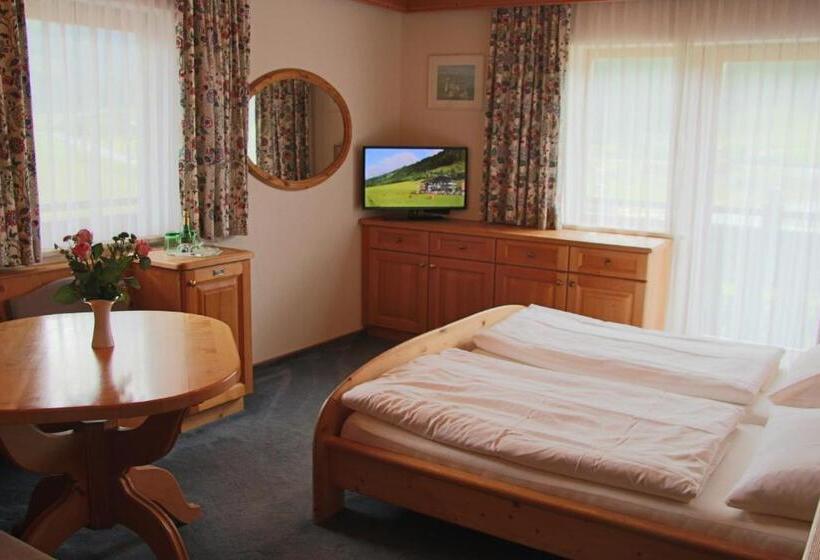 Quarto Familiar, Landhaus Rohregger