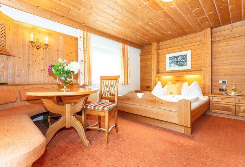 Студия Стандарт, Landhaus Rohregger
