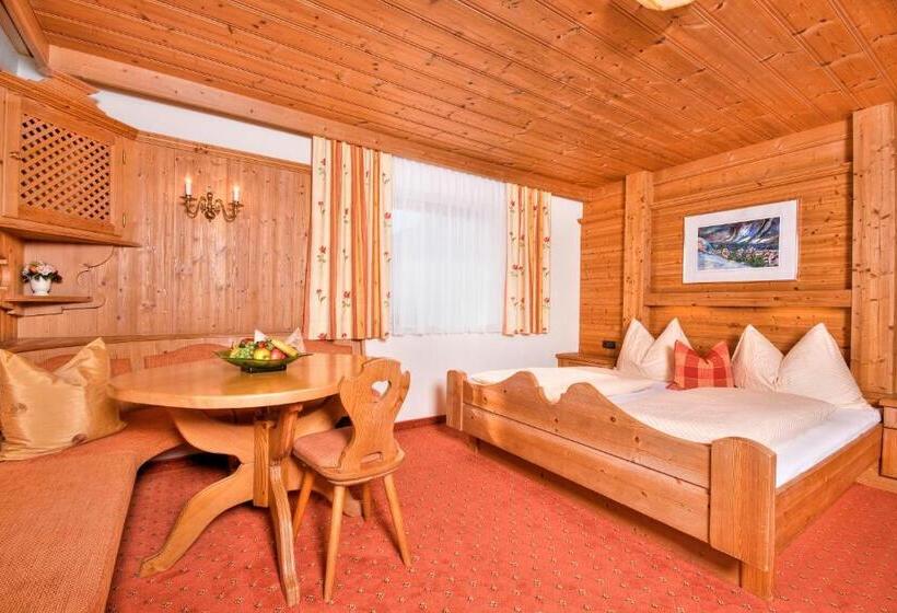 Студия Стандарт, Landhaus Rohregger