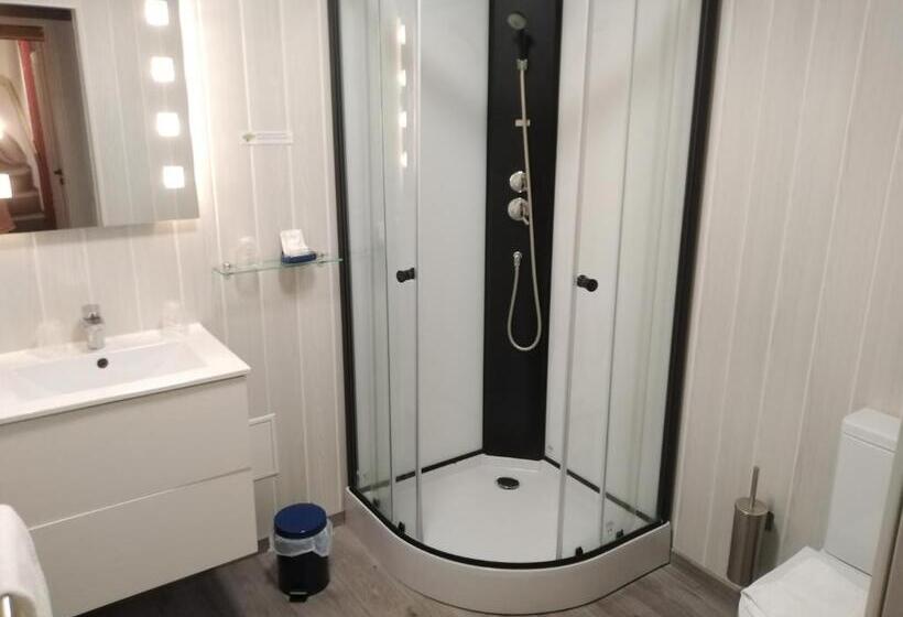 スタンダードトリプルルーム, Les Remparts