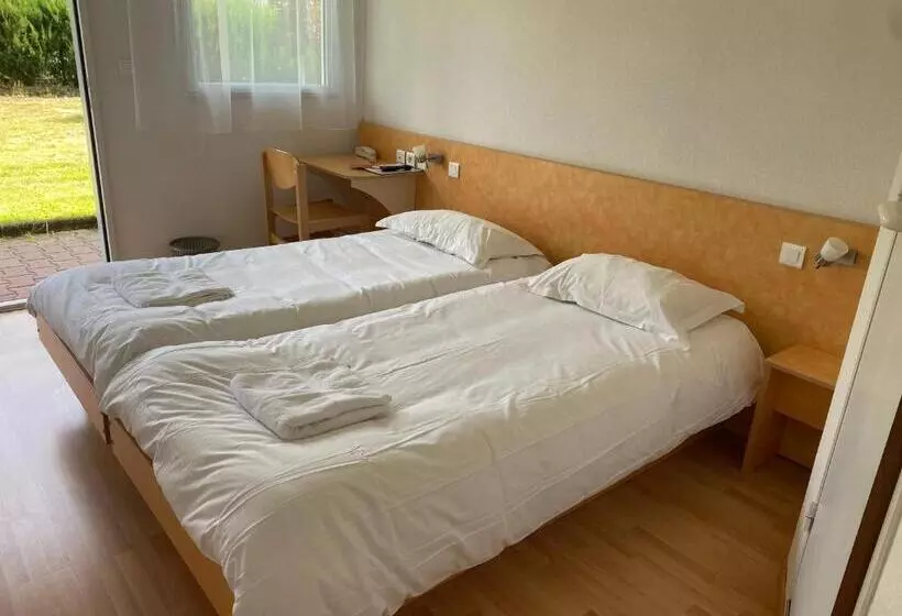 Standard-huone, Lutea