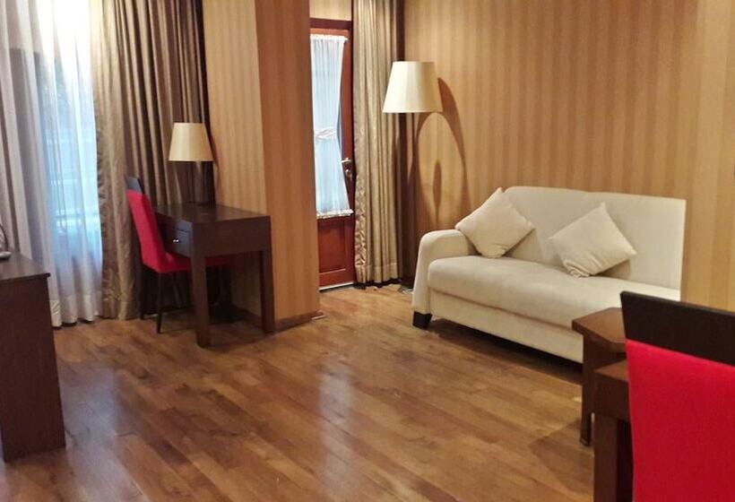 スーペリアールーム, Mangana Konak