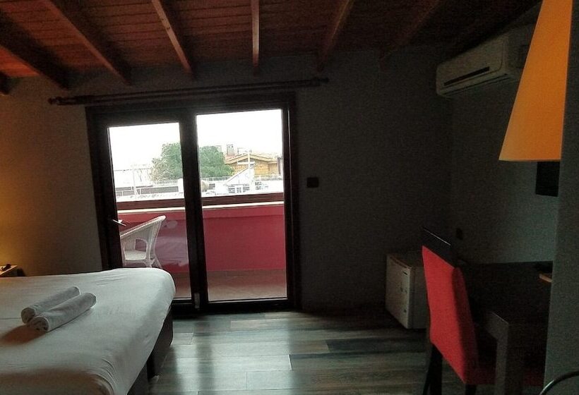 スタンダードルーム, Mangana Konak