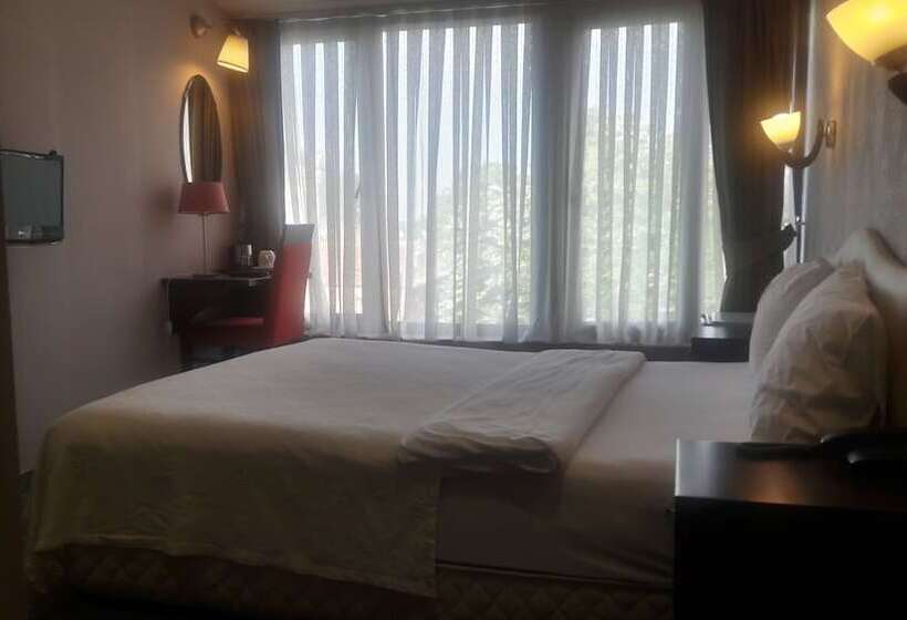 スタンダードルーム, Mangana Konak