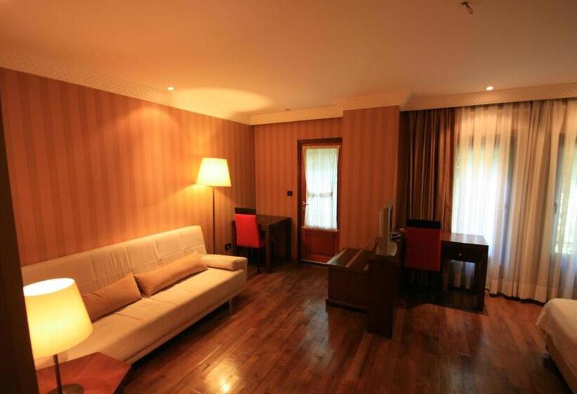 コンフォートトリプルルーム, Mangana Konak