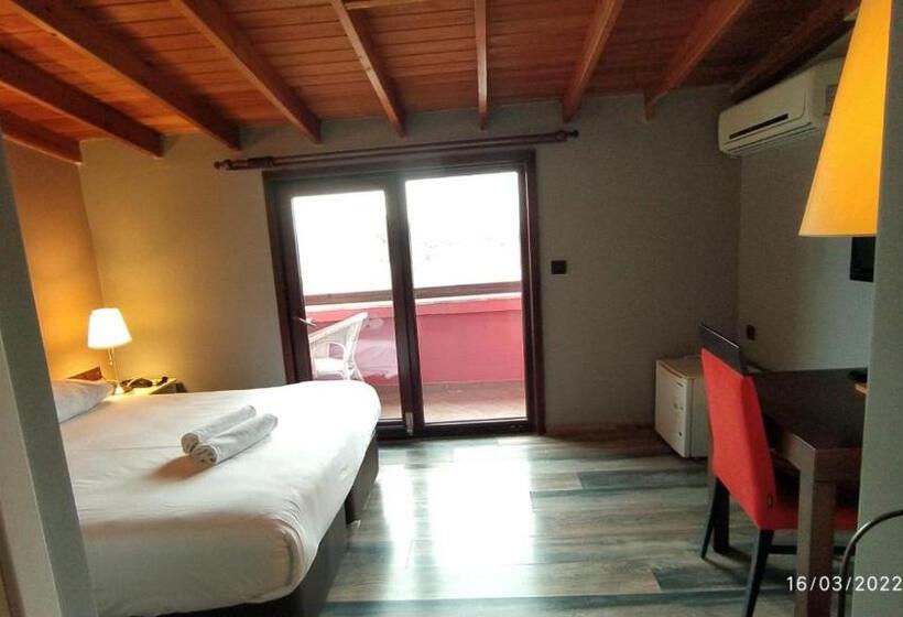 スタンダードルーム, Mangana Konak