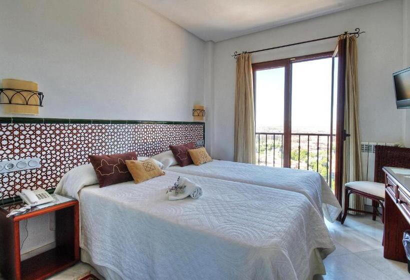 اتاق سوپریور با چشمانداز شهر, Mirador Arabeluj