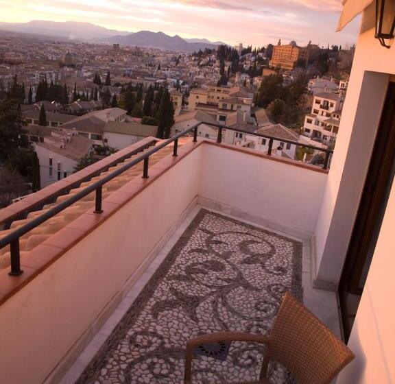 Superior Room with Terrace, Mirador Arabeluj