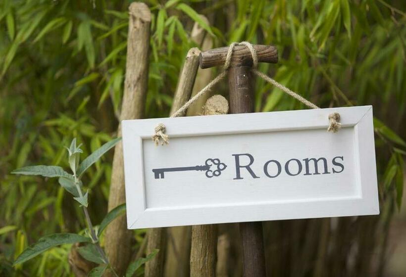 스탠다드 룸, Pear Tree Inn Whitley