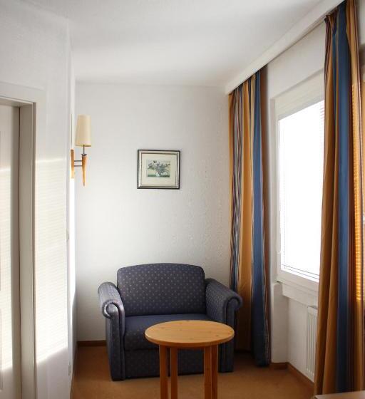 标准三人间, Restaurant Faustschlössl