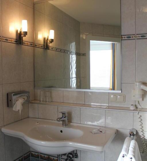 标准间, Restaurant Faustschlössl