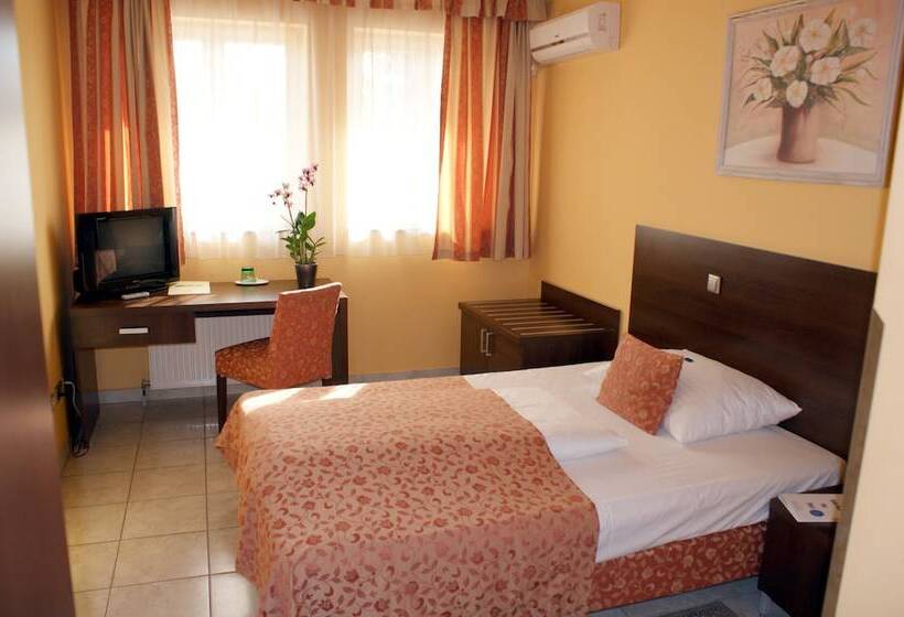 غرفة قياسية فردية, San Marco