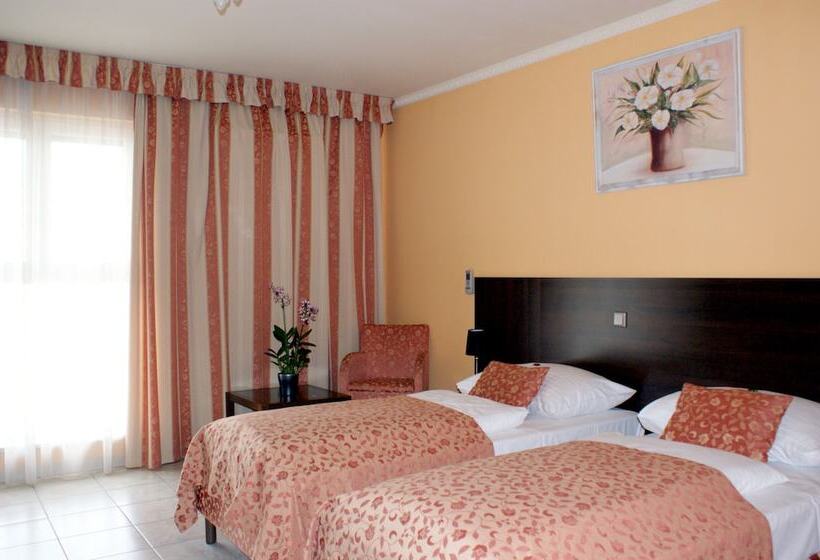 غرفة قياسية, San Marco