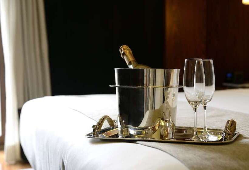 سوییت جونیور, Único Madrid, Small Luxury Hotels