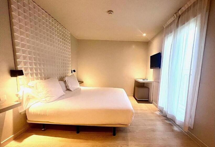 اتاق سوپریور, Urbansea Atocha 113