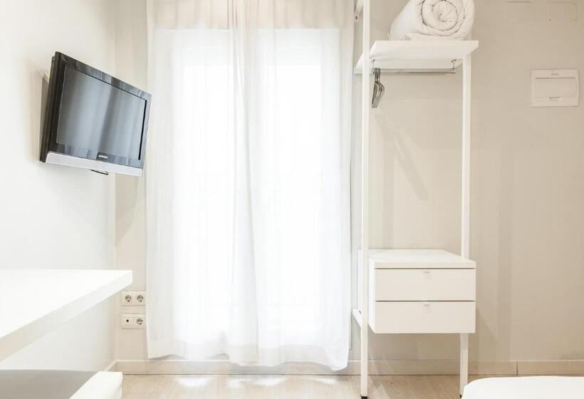 اتاق استاندارد, Urbansea Atocha 113