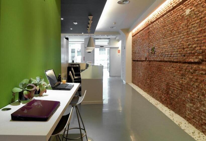 اتاق استاندارد یک نفره, Urbansea Atocha 113