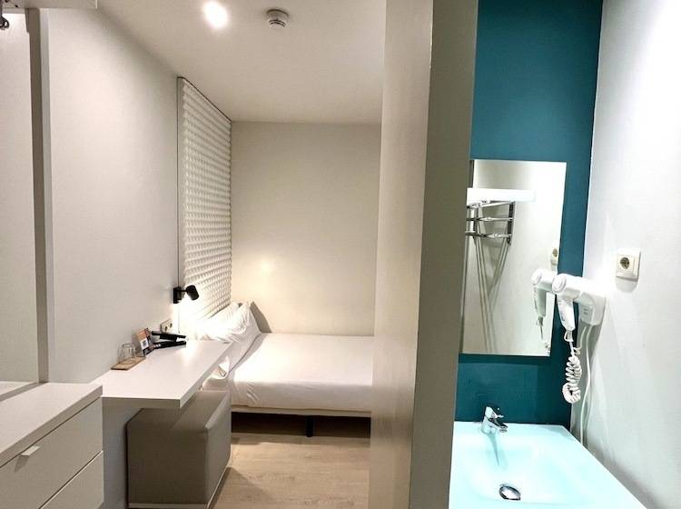 اتاق استاندارد یک نفره, Urbansea Atocha 113