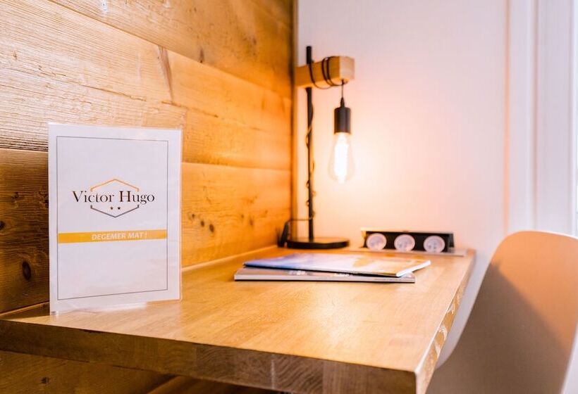 Номер Стандарт Индивидуальный, Victor Hugo Lorient