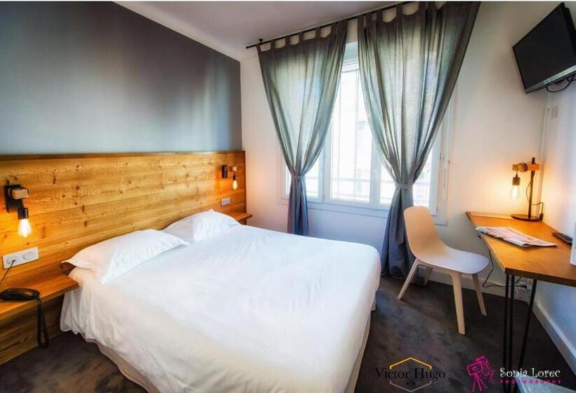 Номер Клуб, Victor Hugo Lorient