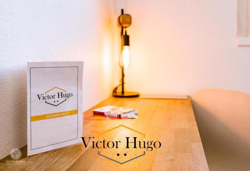 스탠다드 룸, Victor Hugo Lorient