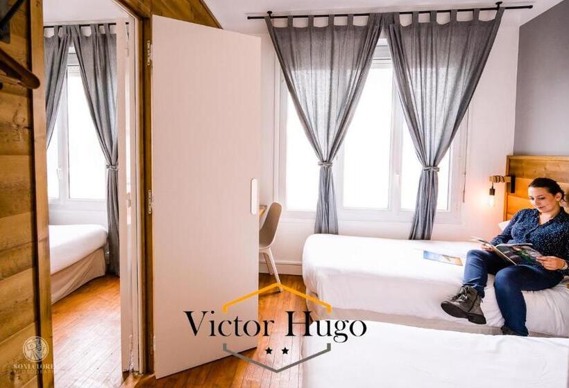 패밀리 룸, Victor Hugo Lorient