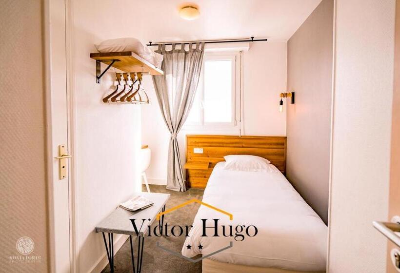스탠다드 싱글 룸, Victor Hugo Lorient