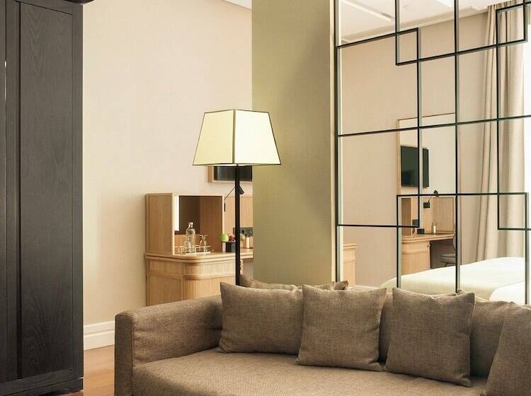 سوییت جونیور, Único Madrid, Small Luxury Hotels