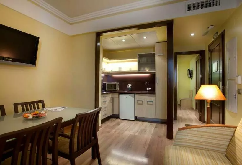 スイート, Suites Gran Via 44