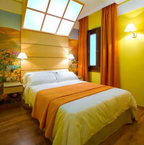 スイート, Suites Gran Via 44